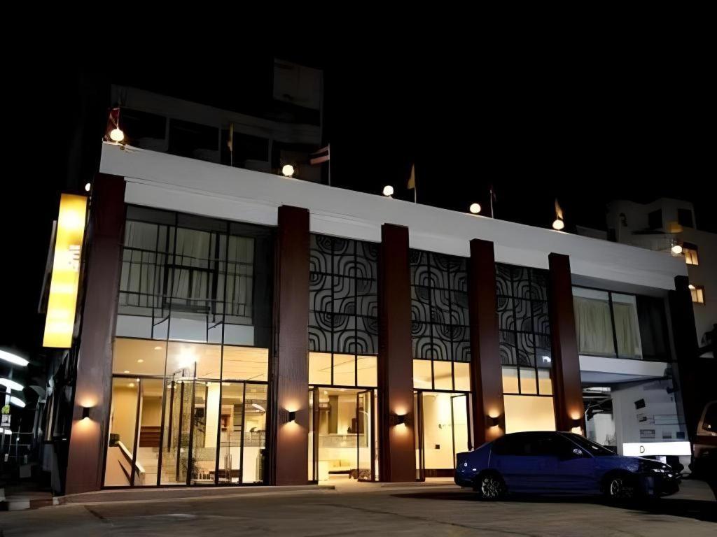 Hotel The Regent Ubon Ubon Ratchathani Exterior foto