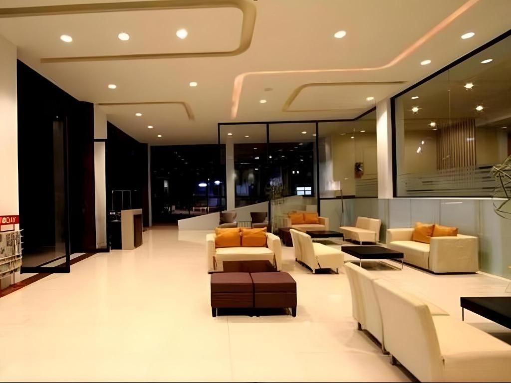 Hotel The Regent Ubon Ubon Ratchathani Exterior foto